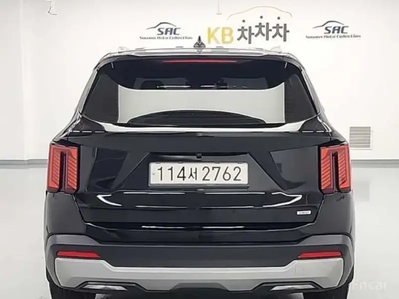 2023 Kia Sorento с пробегом 75 256 км