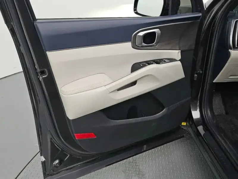 2024 Kia Sorento с пробегом 9 540 км