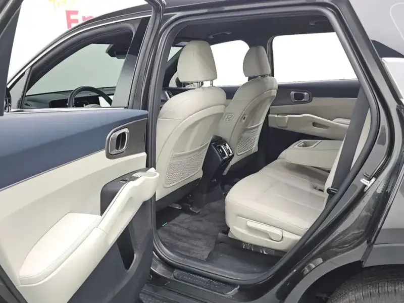 2024 Kia Sorento с пробегом 9 540 км