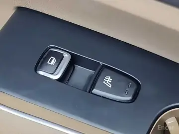 2023 Kia Sorento с пробегом 75 256 км