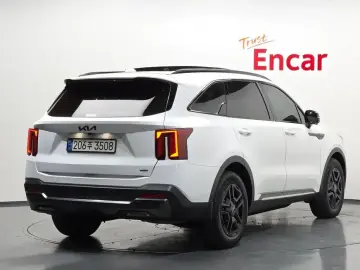2024 Kia Sorento с пробегом 33 230 км
