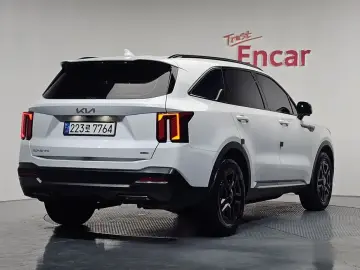 2024 Kia Sorento с пробегом 16 766 км
