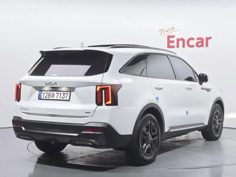 2024 Kia Sorento с пробегом 41 534 км