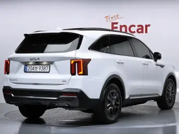 2024 Kia Sorento с пробегом 24 404 км