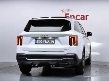 2024 Kia Sorento с пробегом 24 404 км