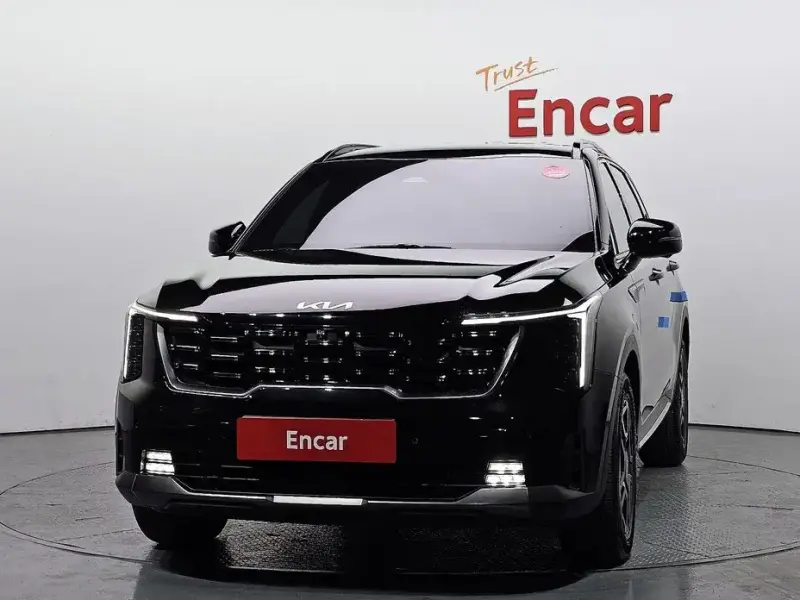 2023 Kia Sorento с пробегом 52 635 км