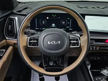 2023 Kia Sorento с пробегом 52 635 км