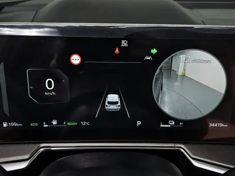 2024 Kia Sorento с пробегом 34 419 км