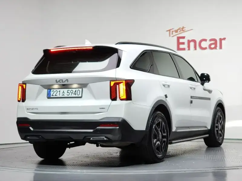 2024 Kia Sorento с пробегом 35 420 км