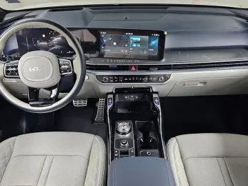 2024 Kia Sorento с пробегом 19 246 км
