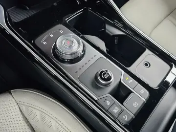 2024 Kia Sorento с пробегом 19 246 км