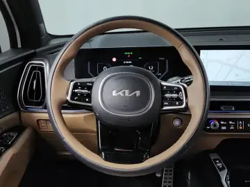 2024 Kia Sorento с пробегом 35 420 км