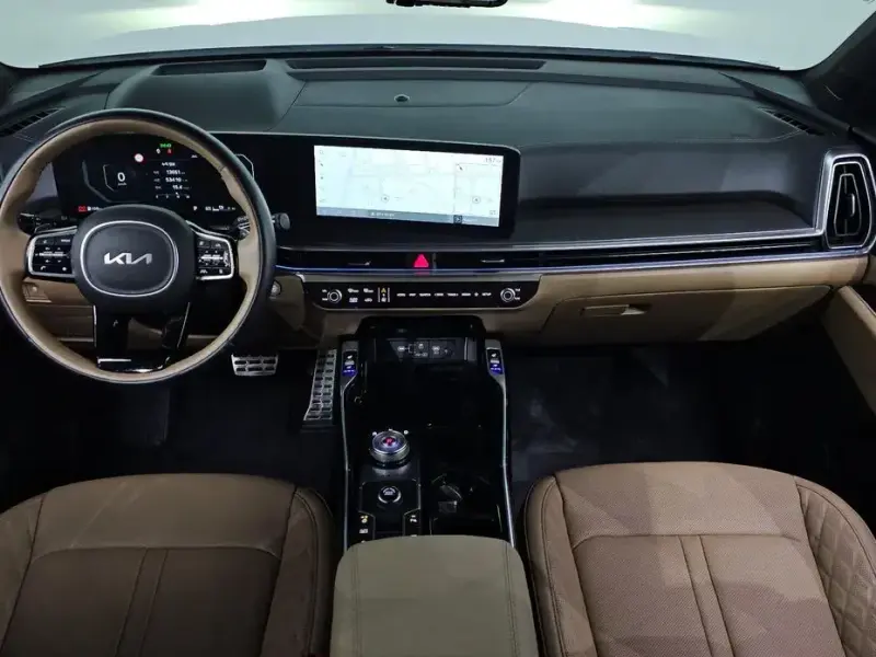 2024 Kia Sorento с пробегом 13 651 км