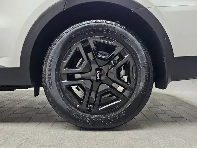 2024 Kia Sorento с пробегом 19 246 км