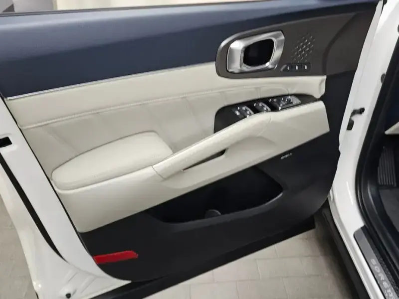 2024 Kia Sorento с пробегом 19 246 км