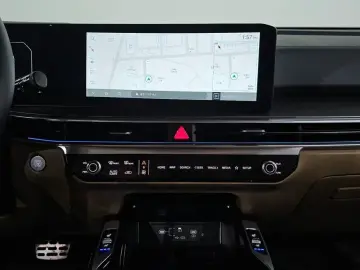 2024 Kia Sorento с пробегом 13 651 км