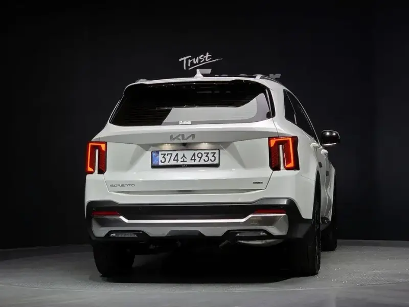 2025 Kia Sorento с пробегом 38 457 км