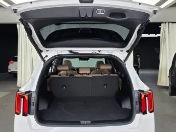 2025 Kia Sorento с пробегом 38 457 км