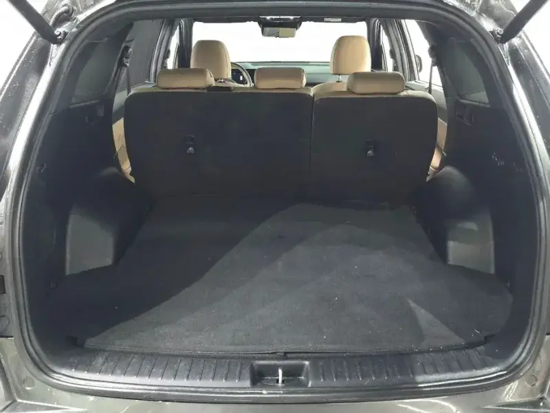 2023 Kia Sorento с пробегом 136 184 км