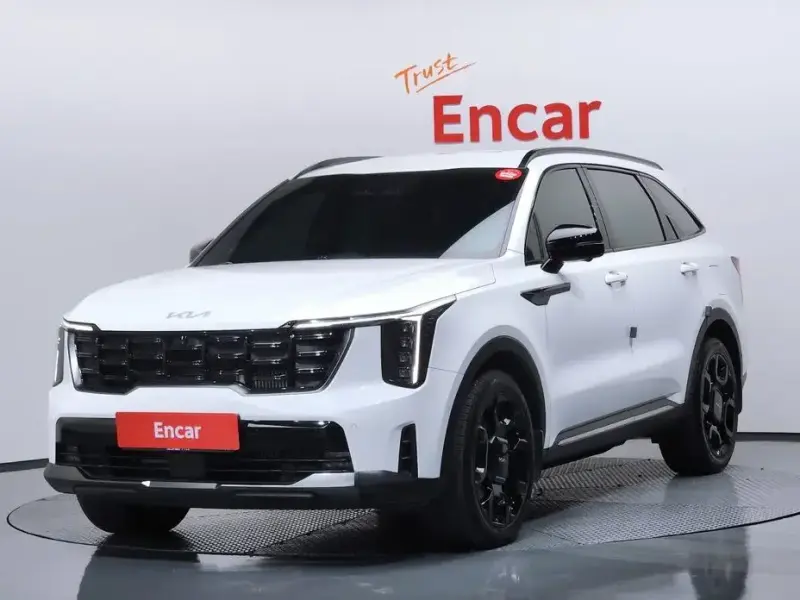 2023 Kia Sorento с пробегом 32 882 км