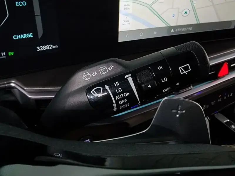 2023 Kia Sorento с пробегом 32 882 км