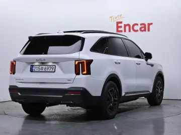 2023 Kia Sorento с пробегом 52 828 км