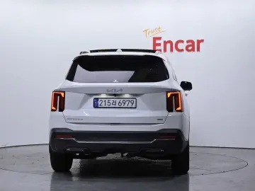 2023 Kia Sorento с пробегом 52 828 км