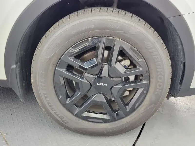 2023 Kia Sorento с пробегом 52 828 км