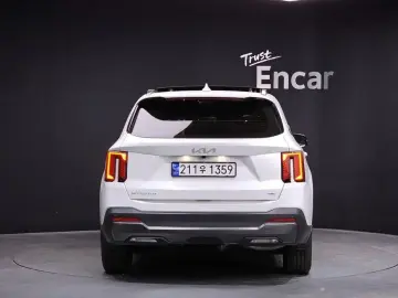 2023 Kia Sorento с пробегом 52 119 км