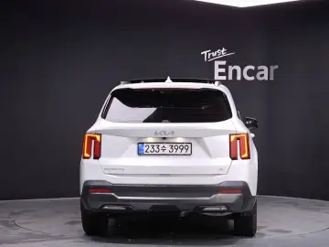 2023 Kia Sorento с пробегом 62 236 км