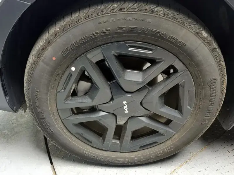 2023 Kia Sorento с пробегом 52 119 км