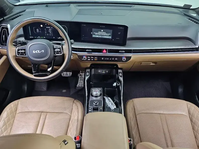 2023 Kia Sorento с пробегом 52 828 км