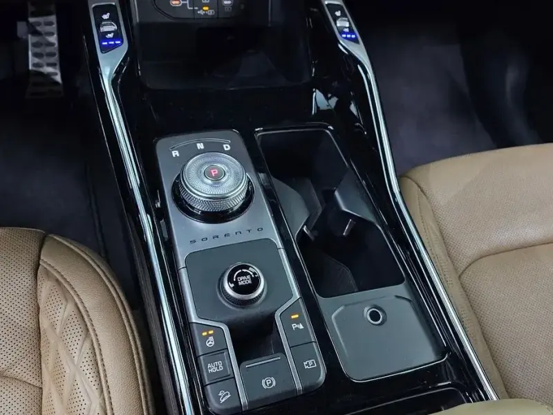 2023 Kia Sorento с пробегом 52 828 км