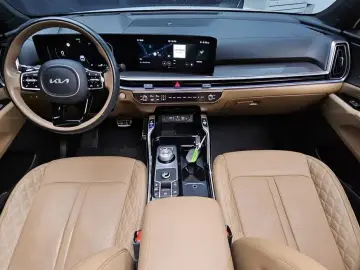 2023 Kia Sorento с пробегом 62 236 км