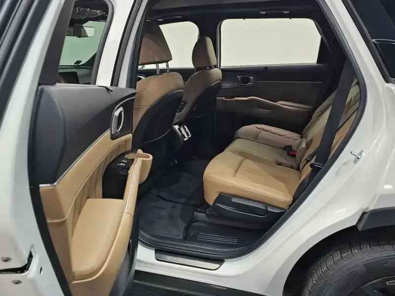 2023 Kia Sorento с пробегом 52 828 км