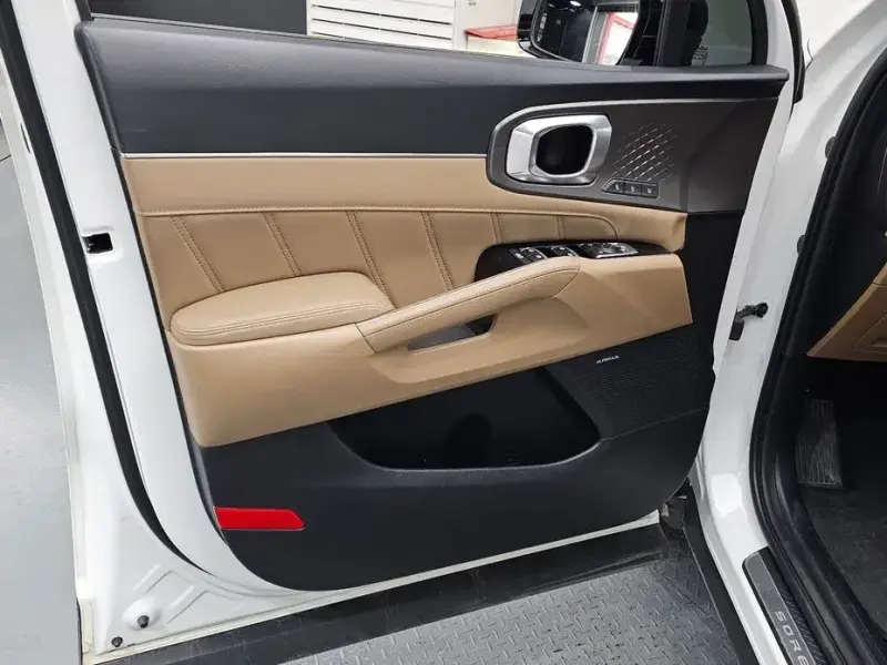 2023 Kia Sorento с пробегом 52 828 км
