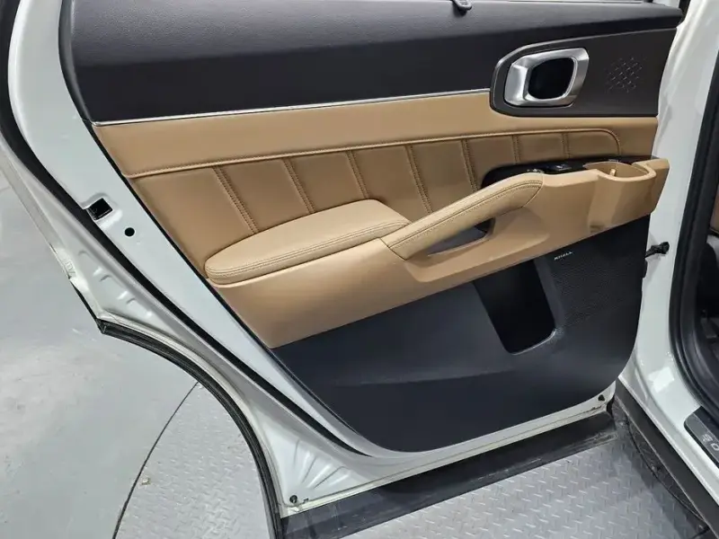 2023 Kia Sorento с пробегом 52 828 км