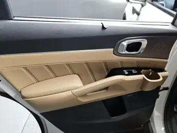 2023 Kia Sorento с пробегом 62 236 км