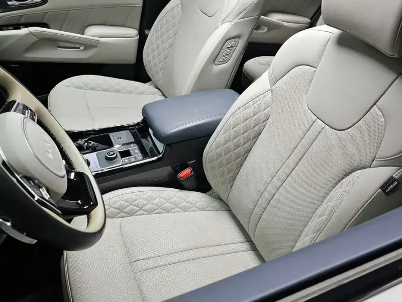 2023 Kia Sorento с пробегом 52 119 км