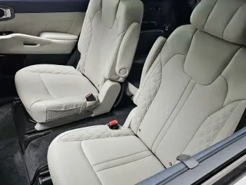 2023 Kia Sorento с пробегом 52 119 км