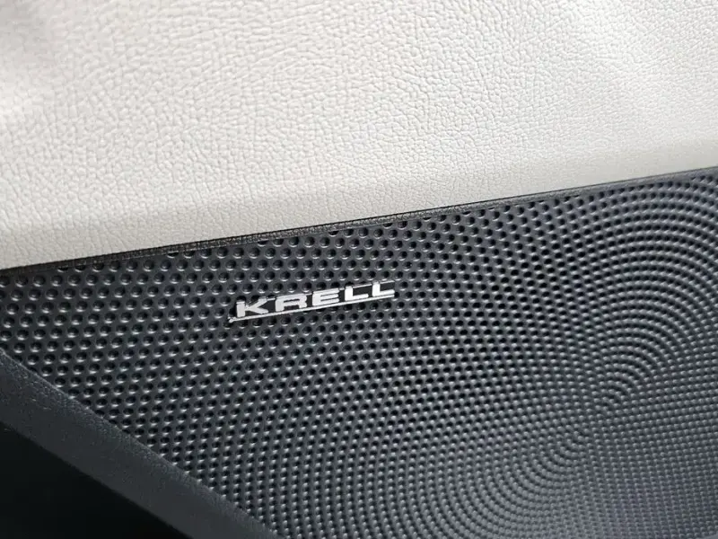 2023 Kia Sorento с пробегом 52 119 км