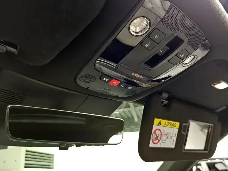 2023 Kia Sorento с пробегом 52 119 км