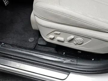 2023 Kia Sorento с пробегом 52 119 км