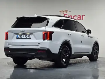 2024 Kia Sorento с пробегом 32 904 км