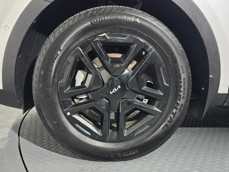 2024 Kia Sorento с пробегом 32 904 км
