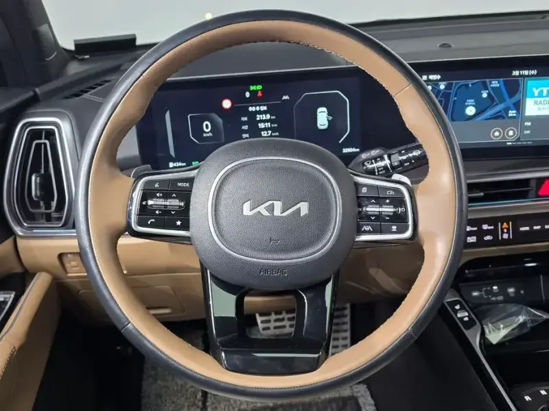 2024 Kia Sorento с пробегом 32 904 км