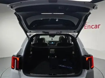 2024 Kia Sorento с пробегом 32 904 км