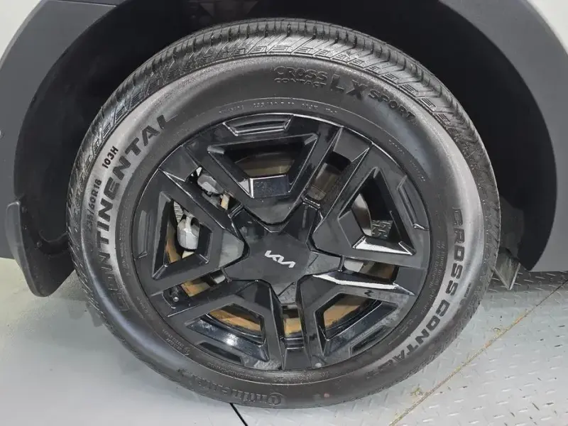 2024 Kia Sorento с пробегом 31 141 км