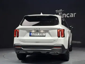 2024 Kia Sorento с пробегом 37 505 км