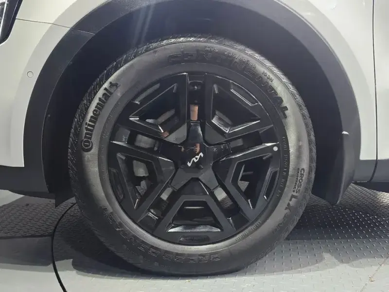 2024 Kia Sorento с пробегом 37 505 км